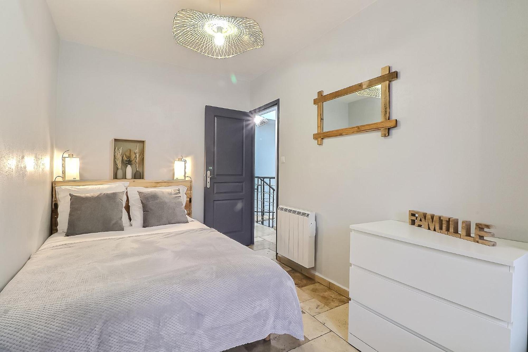 Le Logy-Cosy - Appartement 5 Pers - Clim Wifi Cosy Garage سان جيل المظهر الخارجي الصورة
